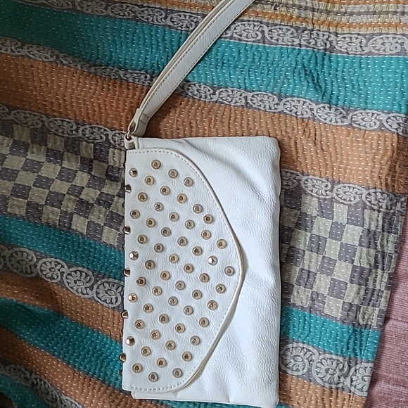 🦋5/$25 Studded clutch purse - Picture 2 of 5
